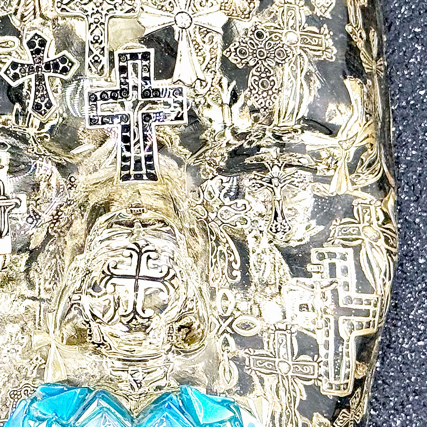 The Faithful | Contemporary Epoxy Resin Sculpture - Couture Underground, LLC